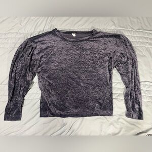 ⭐️ Free People/We the free Long Sleeve Velour Sweater ⭐️